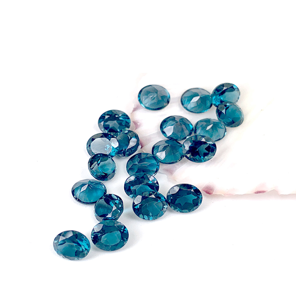 Jewelry Making In London - Pierre naturelle semi-précieuse topaze London Blue
