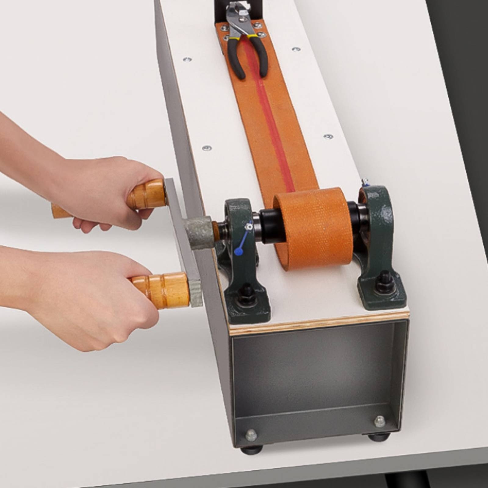 Banc de tréfilage manuel robus - Jewelry Making Machines avis et prix