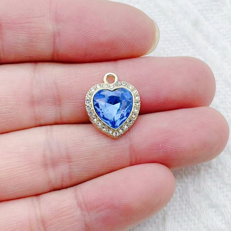 Pendentif en forme de cœur inc - Jewelry Making Necklaces avis et prix