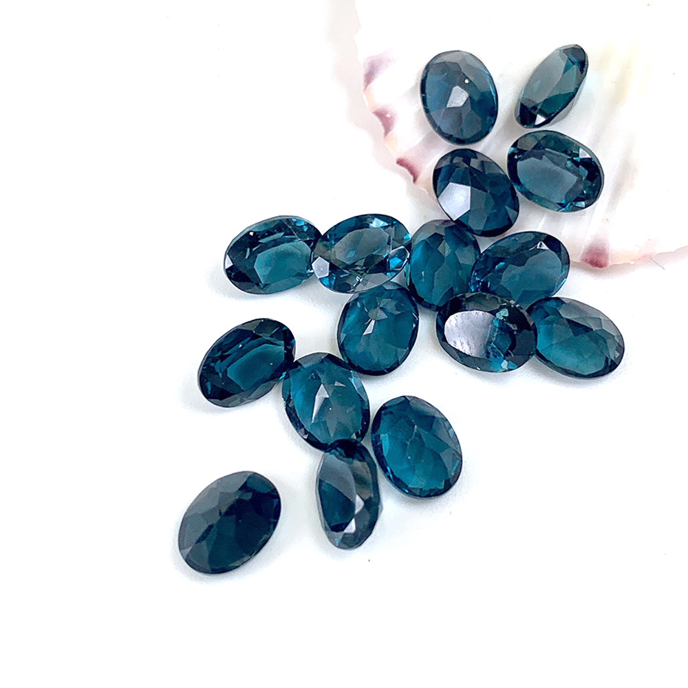 Topaze bleue de Londres ovale  - Jewelry Making In London avis et prix
