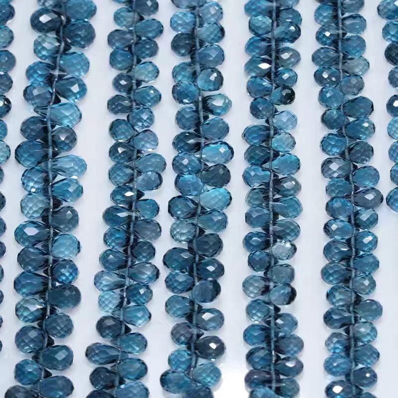 Goutte de topaze bleue de lond - Jewelry Making In London avis et prix